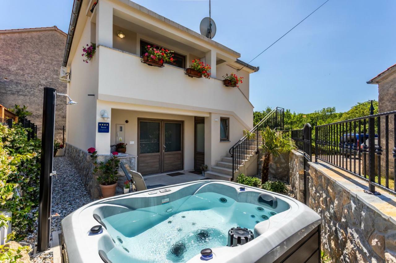 Relax Village Home Mare Krk Town Exterior foto