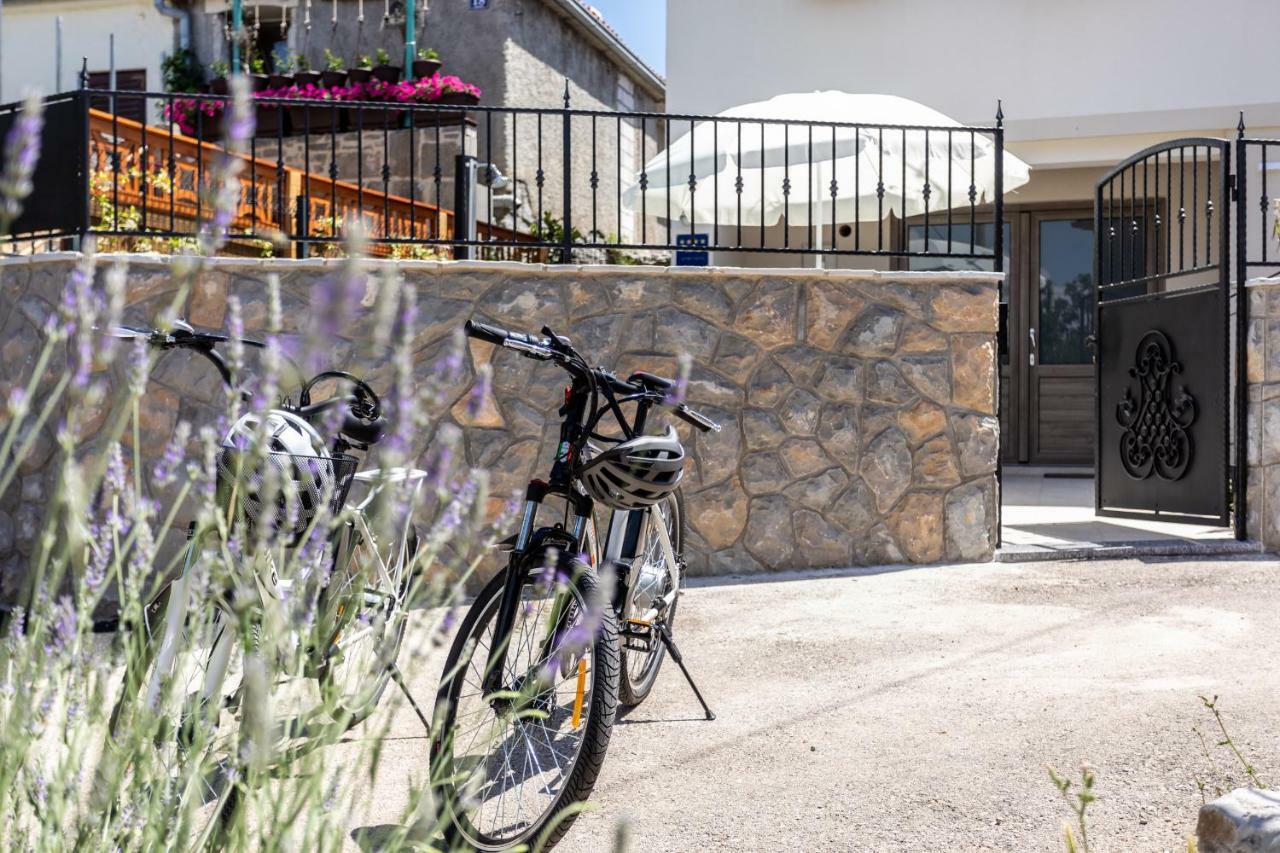 Relax Village Home Mare Krk Town Exterior foto